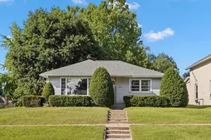 529 W Cook St, Portage, WI 53901 - Photo 37