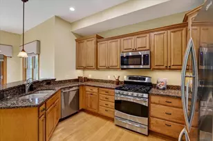 9001 Hawks Reserve Ln, Verona, WI 53593 - Photo 15