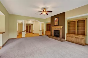 9001 Hawks Reserve Ln, Verona, WI 53593 - Photo 11