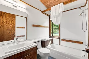 6402 Inner Dr, Madison, WI 53705 - Photo 25