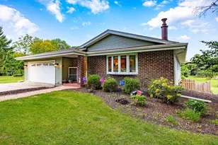 5110 N Waverly Dr, Milton, WI 53563 - Photo 1