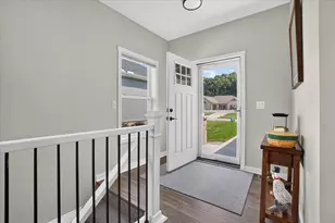 3835 Tanglewood Pl, Janesville, WI 53546 - Photo 5