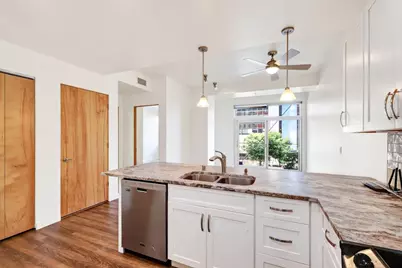 309 W Washington Avenue #203, Madison, WI 53703 - Photo 7