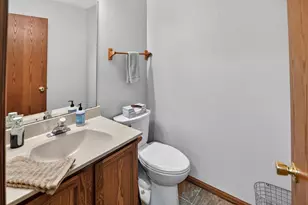 1909 Fox Run, Mount Horeb, WI 53572 - Photo 19
