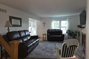 985 Walnut St, Verona, WI 53593 - Photo 3