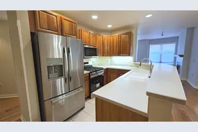 360 W Washington Avenue #215, Madison, WI 53703 - Photo 5