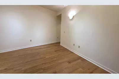 360 W Washington Avenue #215, Madison, WI 53703 - Photo 25