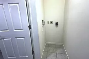 360 W Washington Ave, Madison, WI 53703 - Photo 19