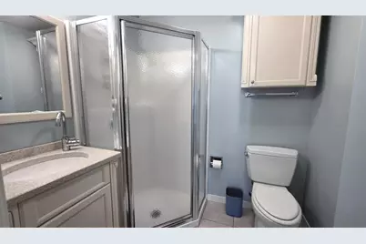 360 W Washington Avenue #215, Madison, WI 53703 - Photo 19