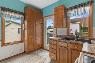 112 W Howard St, Portage, WI 53901 - Photo 11