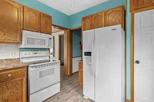 112 W Howard St, Portage, WI 53901 - Photo 13