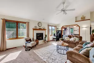 1357 Overlook Pass, Sun Prairie, WI 53590 - Photo 9