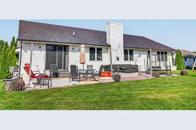 1357 Overlook Pass, Sun Prairie, WI 53590 - Photo 3