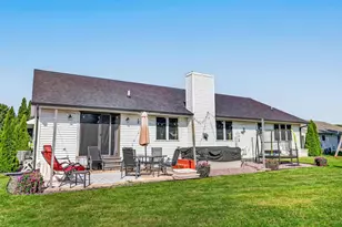 1357 Overlook Pass, Sun Prairie, WI 53590 - Photo 3