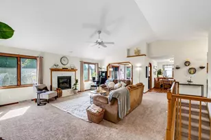 1357 Overlook Pass, Sun Prairie, WI 53590 - Photo 7