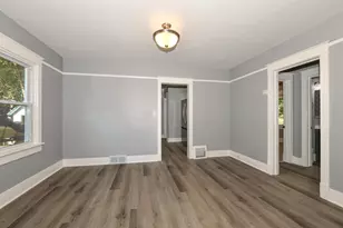 1320 Beloit Ave, Janesville, WI 53546 - Photo 9
