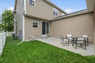 1042 O'Keeffe Avenue, Sun Prairie, WI 53590 - Photo 7