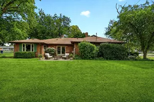 2002 Mineral Point Ave, Janesville, WI 53548 - Photo 5