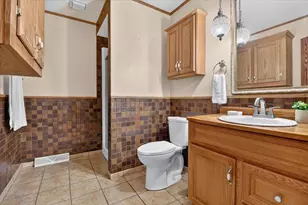 2002 Mineral Point Ave, Janesville, WI 53548 - Photo 23