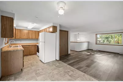 718 Bickley Court, Stoughton, WI 53589 - Photo 17
