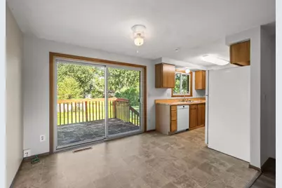 718 Bickley Court, Stoughton, WI 53589 - Photo 13