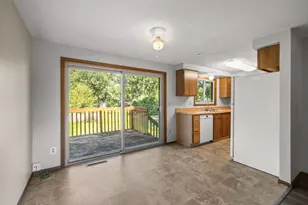 718 Bickley Ct, Stoughton, WI 53589 - Photo 13