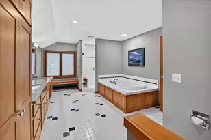 3022 Waubesa Ave, Madison, WI 53711 - Photo 39