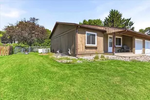 624 Madison Ave, Baraboo, WI 53913 - Photo 33