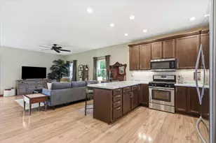 100 Isham St, Stoughton, WI 53589 - Photo 7