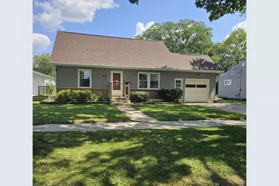 716 N Arch Street, Janesville, WI 53548 - Photo 1