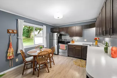 2013 Ardmore Drive, Madison, WI 53713 - Photo 9