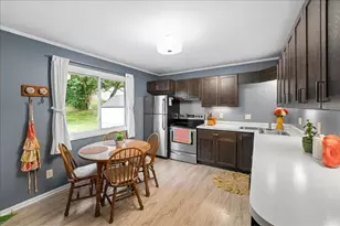 2013 Ardmore Dr, Madison, WI 53713 - Photo 9