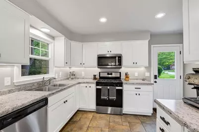 1317 Reetz Road, Madison, WI 53711 - Photo 7