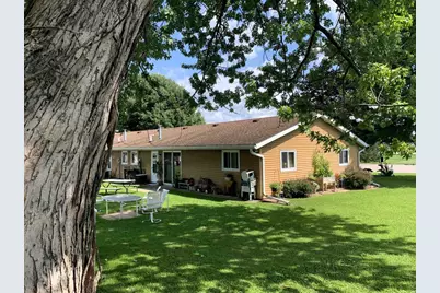 104-106 Hillside Lane, Columbus, WI 53925 - Photo 5
