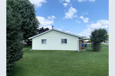 100A-100B Tower Drive, Columbus, WI 53925 - Photo 3