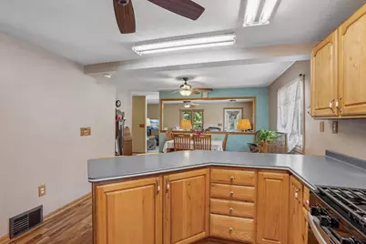 2104 Thomas Street, Beloit, WI 53511 - Photo 15