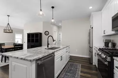 3823 Tanglewood Place, Janesville, WI 53546 - Photo 9