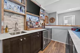 1604 Three Wood Dr, Mount Horeb, WI 53572 - Photo 39
