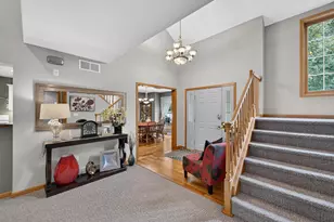1604 Three Wood Dr, Mount Horeb, WI 53572 - Photo 7