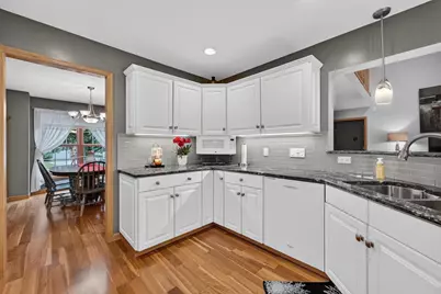 1604 Three Wood Drive, Mount Horeb, WI 53572 - Photo 9