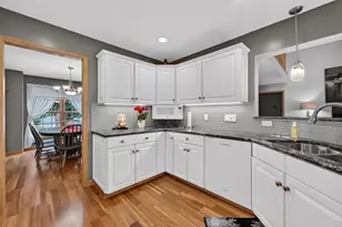 1604 Three Wood Dr, Mount Horeb, WI 53572 - Photo 9