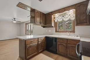 617 Melanie Ln, Ripon, WI 54971 - Photo 3