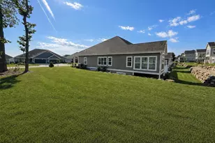 6707 Conservancy Plz, DeForest, WI 53532 - Photo 3