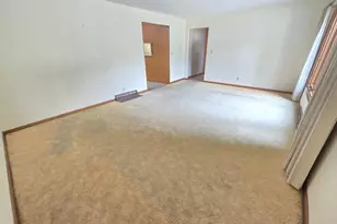 56 E Charles St, Markesan, WI 53946 - Photo 13