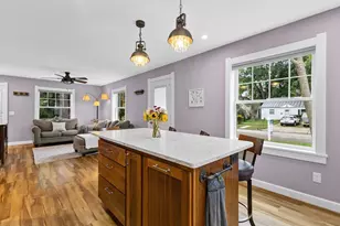 4246 Doncaster Dr, Madison, WI 53711 - Photo 5
