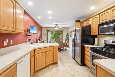 2016 Tumbleweed Drive, Prairie Du Sac, WI 53578 - Photo 9