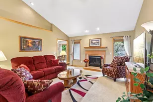 2016 Tumbleweed Dr, Prairie Du Sac, WI 53578 - Photo 3