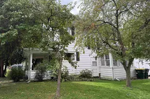 992 N Church St, Richland Center, WI 53581 - Photo 3