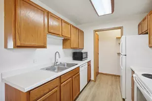 191-199 Talon Pl, Sun Prairie, WI 53590 - Photo 11
