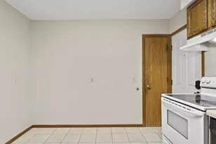 114 W Grant St, Poynette, WI 53955 - Photo 23